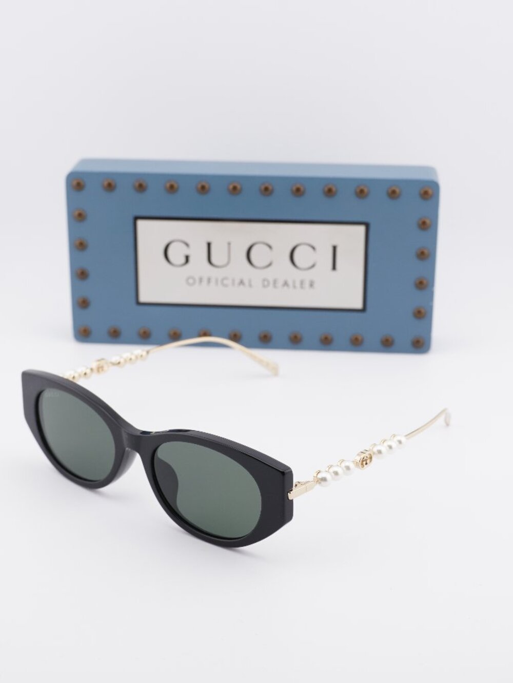 Gucci GG1970SA 001 Square Sunglasses - Black/Gold with White Pearls\Grey